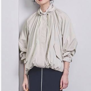 ユナイテッドアローズ(UNITED ARROWS)の未使用【別注】＜TICCA＞マウンテン パーカー オフホワイト(ブルゾン)