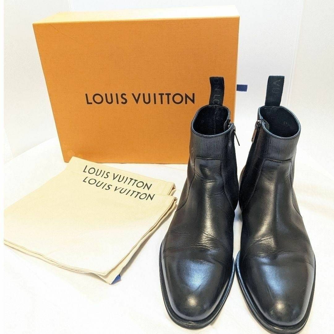 LOUIS VUITTON(ルイヴィトン)のルイヴィトン エピ 18年 6 1/2 ブーツ ブラック 黒 レザー レディースの靴/シューズ(ブーツ)の商品写真