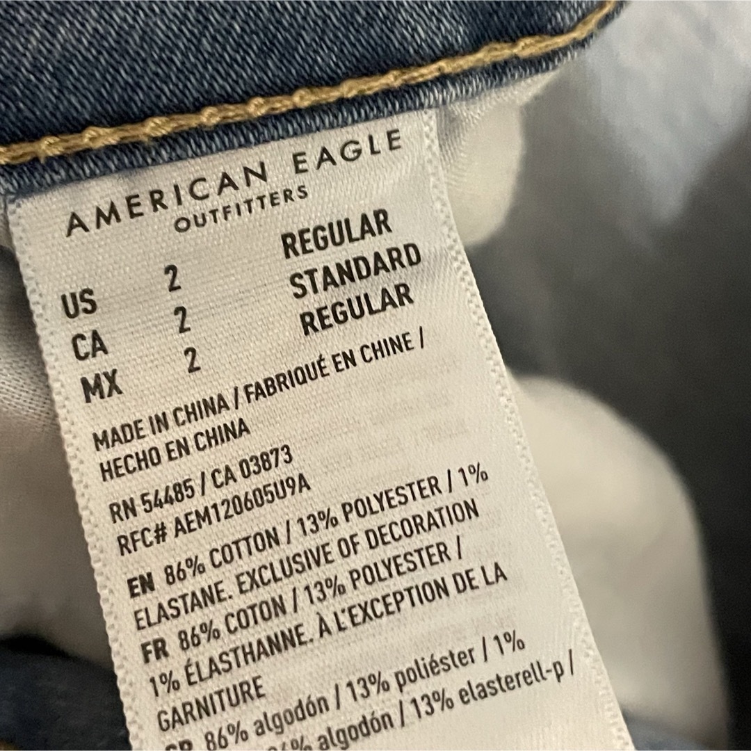 American Eagle(アメリカンイーグル)の即購入OK 人気モデル アメリカンイーグル ブルージェギング 2R レディースのパンツ(デニム/ジーンズ)の商品写真