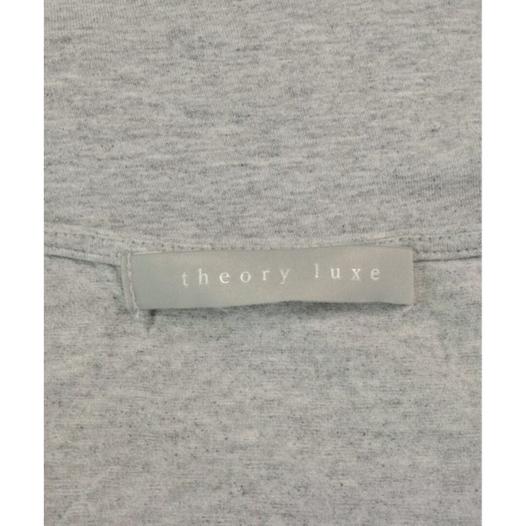 Theory luxe(セオリーリュクス)のtheory luxe Tシャツ・カットソー 38(M位) グレー 【古着】【中古】 レディースのトップス(カットソー(半袖/袖なし))の商品写真