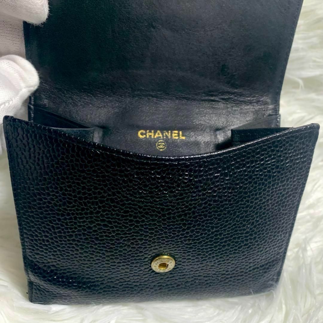 CHANEL シャネル　綺麗なキャビアスキン　コンパクト財布　ココマーク