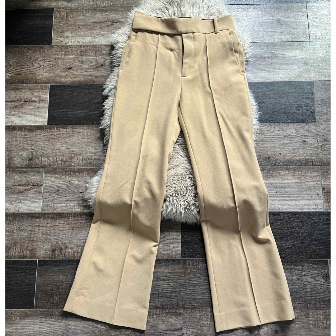 ZARA - ZARA セットアップ XS ベージュの通販 by sleepy's shop ZARA - ZARA セットアップ XS ベージュの通販 by sleepy's shop