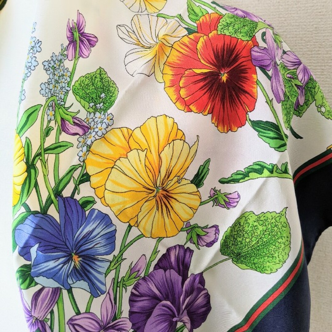 Vintage グッチ GUCCI シルクスカーフ 大判 花柄 86×83