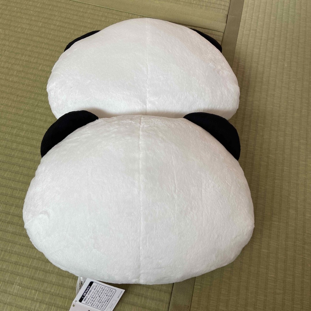 Rakuten(ラクテン)の楽天　お買い物パンダ　フェイスクッション２個セット エンタメ/ホビーのおもちゃ/ぬいぐるみ(キャラクターグッズ)の商品写真