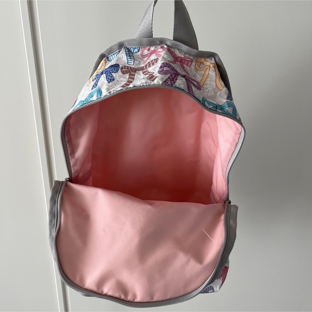 LeSportsac(レスポートサック)のリボンリュック キッズ/ベビー/マタニティのこども用バッグ(リュックサック)の商品写真