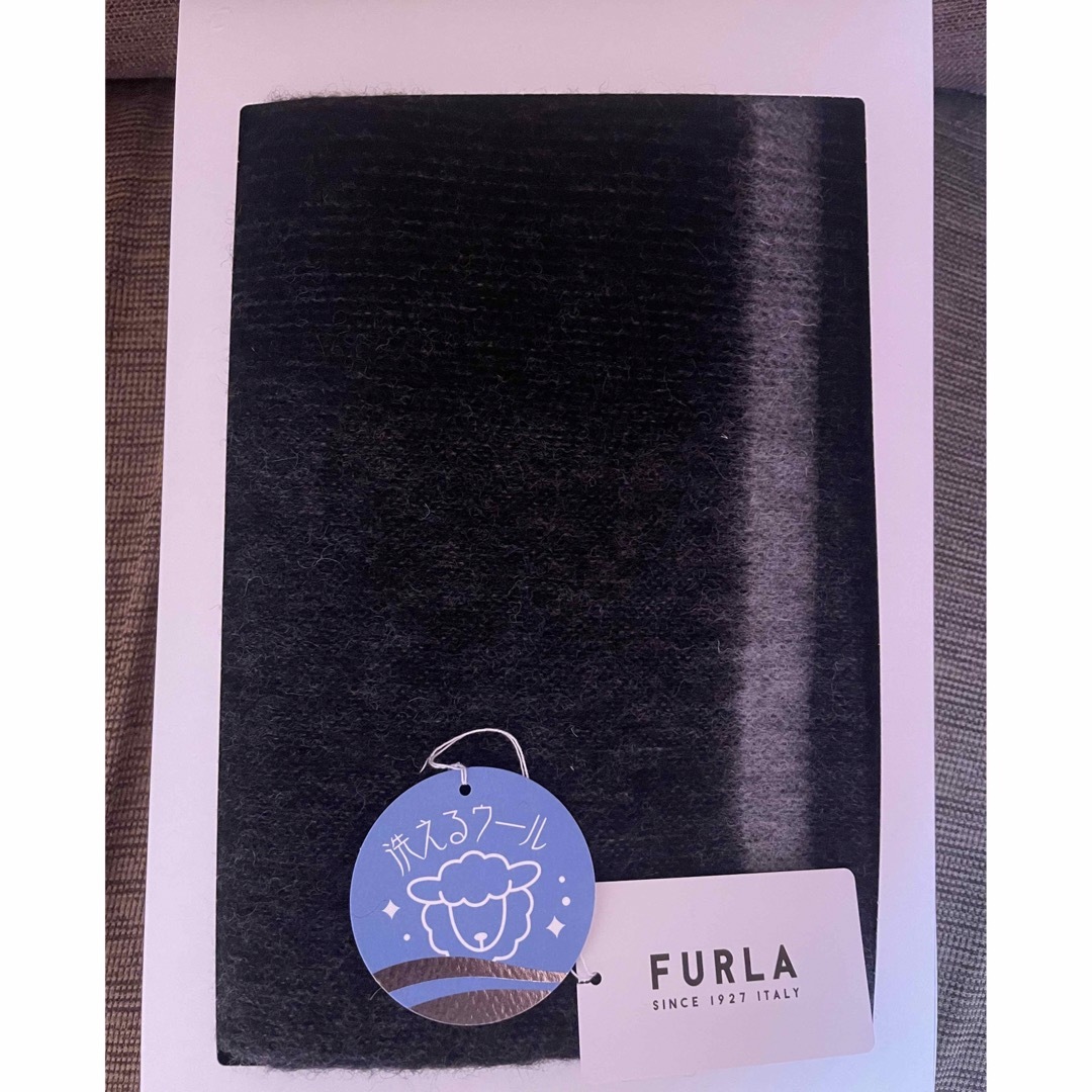 FURLA 大判ストール