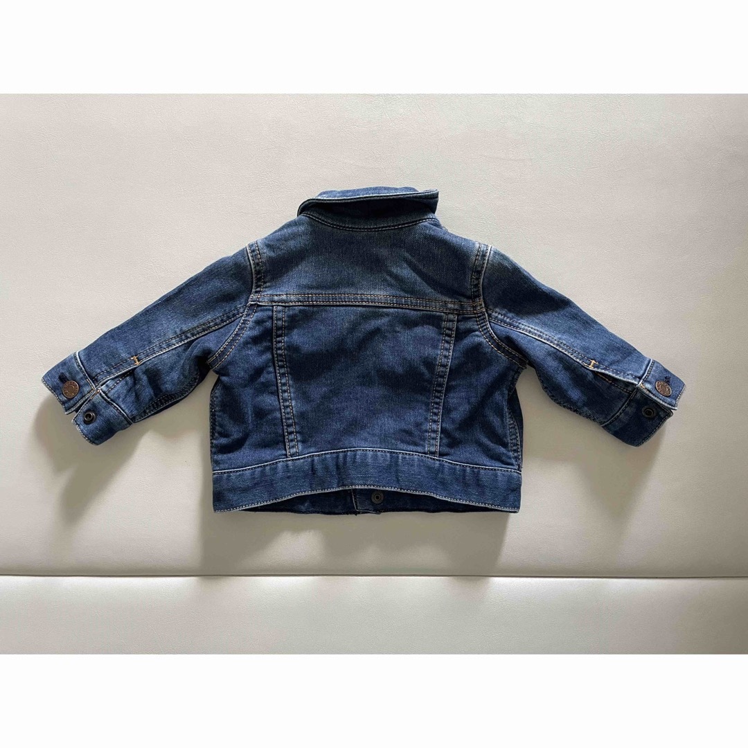 babyGAP(ベビーギャップ)の【美品】GAP ギャップ ベビー デニム アウター ジージャン ジャンパー 60 キッズ/ベビー/マタニティのキッズ服男の子用(90cm~)(ジャケット/上着)の商品写真