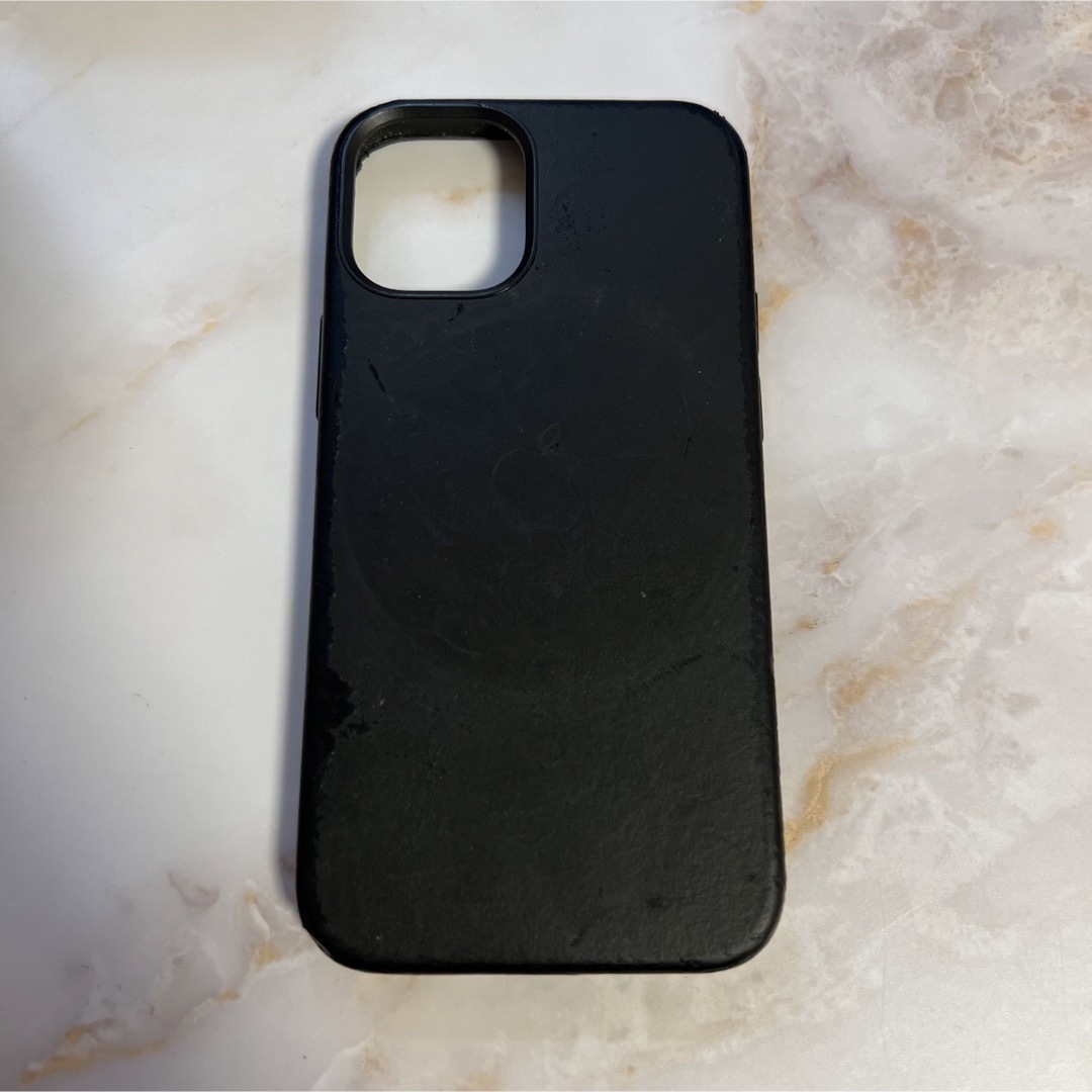 Apple(アップル)の【公式】MagSafe対応 iPhone 12 mini シリコーンケース 黒 スマホ/家電/カメラのスマホアクセサリー(iPhoneケース)の商品写真