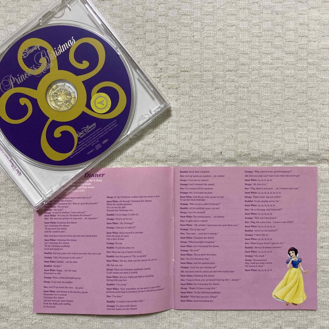 Disney(ディズニー)の「ディズニー・プリンセス・クリスマス・アルバム」 エンタメ/ホビーのCD(キッズ/ファミリー)の商品写真