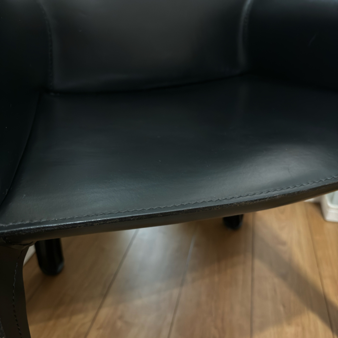 Cassina(カッシーナ)の①Cassina キャブ(CAB)413 ダイニングチェア 385000円 インテリア/住まい/日用品の椅子/チェア(ダイニングチェア)の商品写真