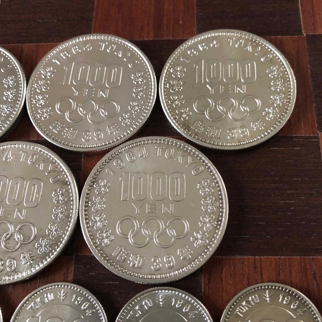 東京オリンピック1000円銀貨5枚 100円銀貨10枚-