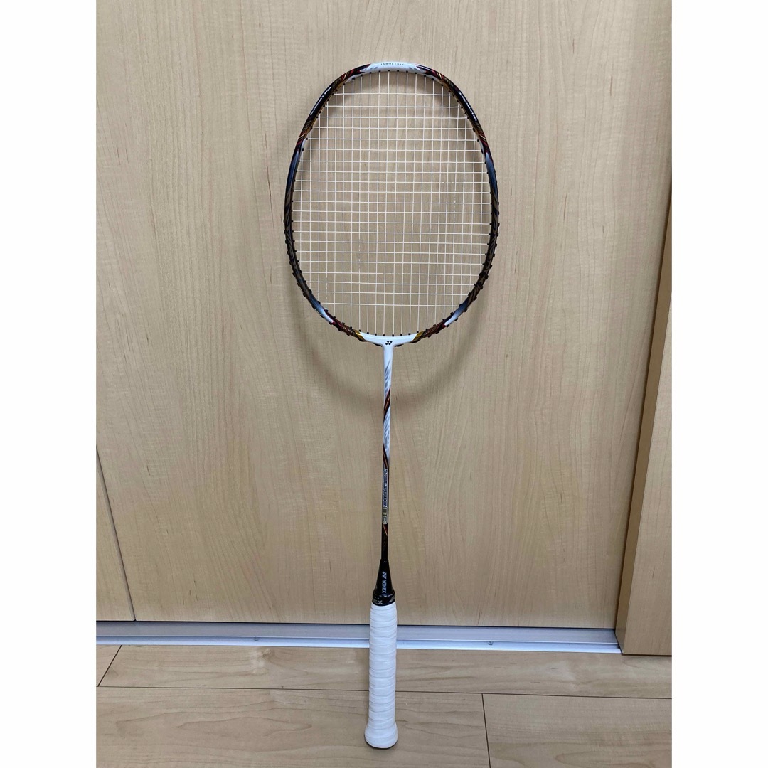 YONEX - ヨネックスバドミントンラケット ボルトリック（VOLTRIC）80の