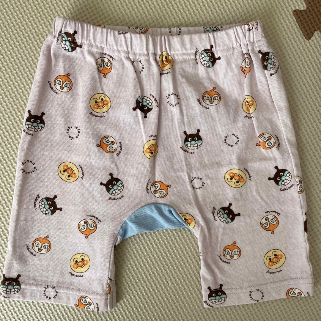 アンパンマン(アンパンマン)のアンパンマン モンキーパンツ 90 キッズ/ベビー/マタニティのキッズ服女の子用(90cm~)(パンツ/スパッツ)の商品写真