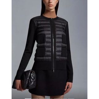 モンクレール(MONCLER)の定価以下！全サイズ完売品　新品　未使用　モンクレール  カーディガン(カーディガン)