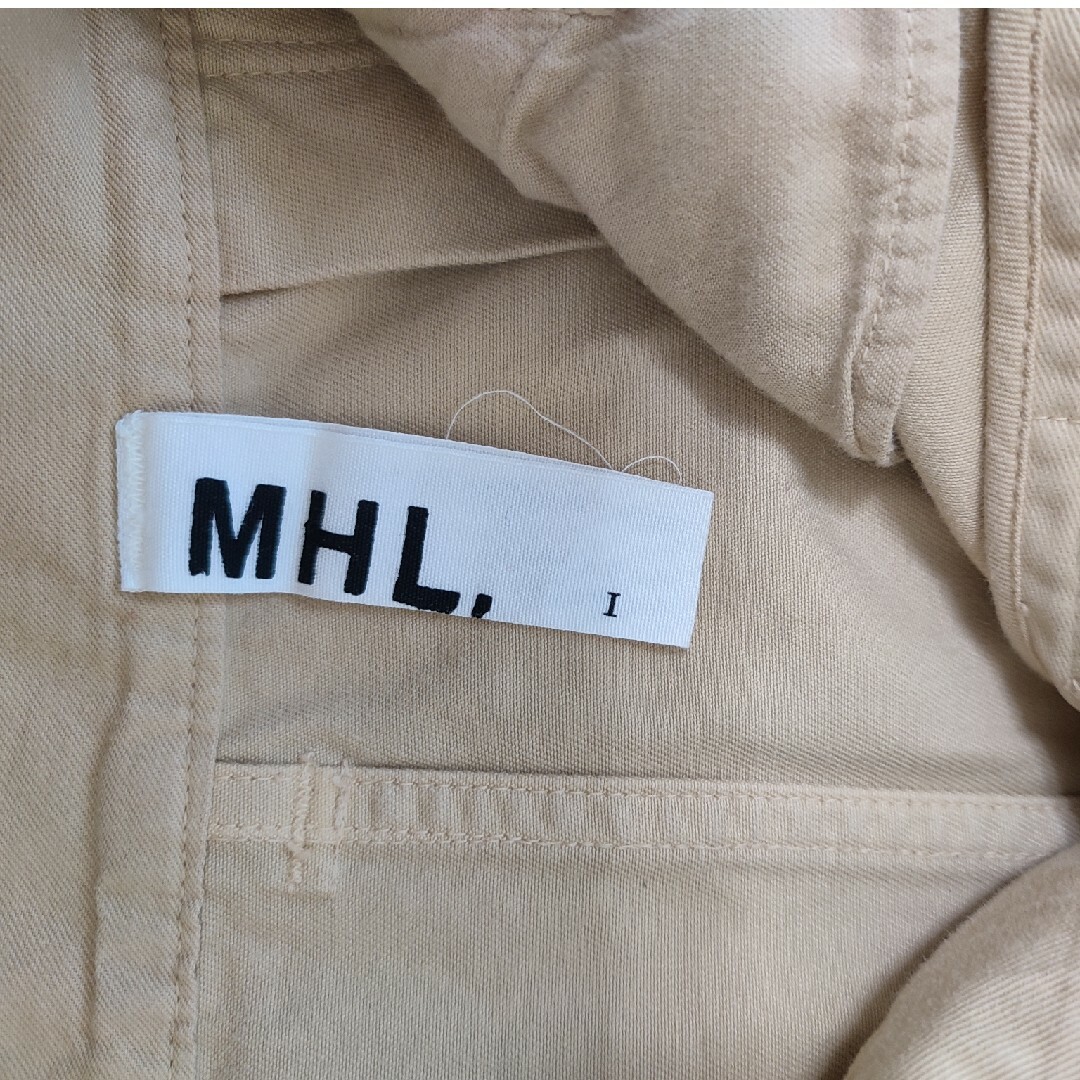 MHL.(エムエイチエル)の訳ありベージュ、スカート　シミあり レディースのスカート(ひざ丈スカート)の商品写真