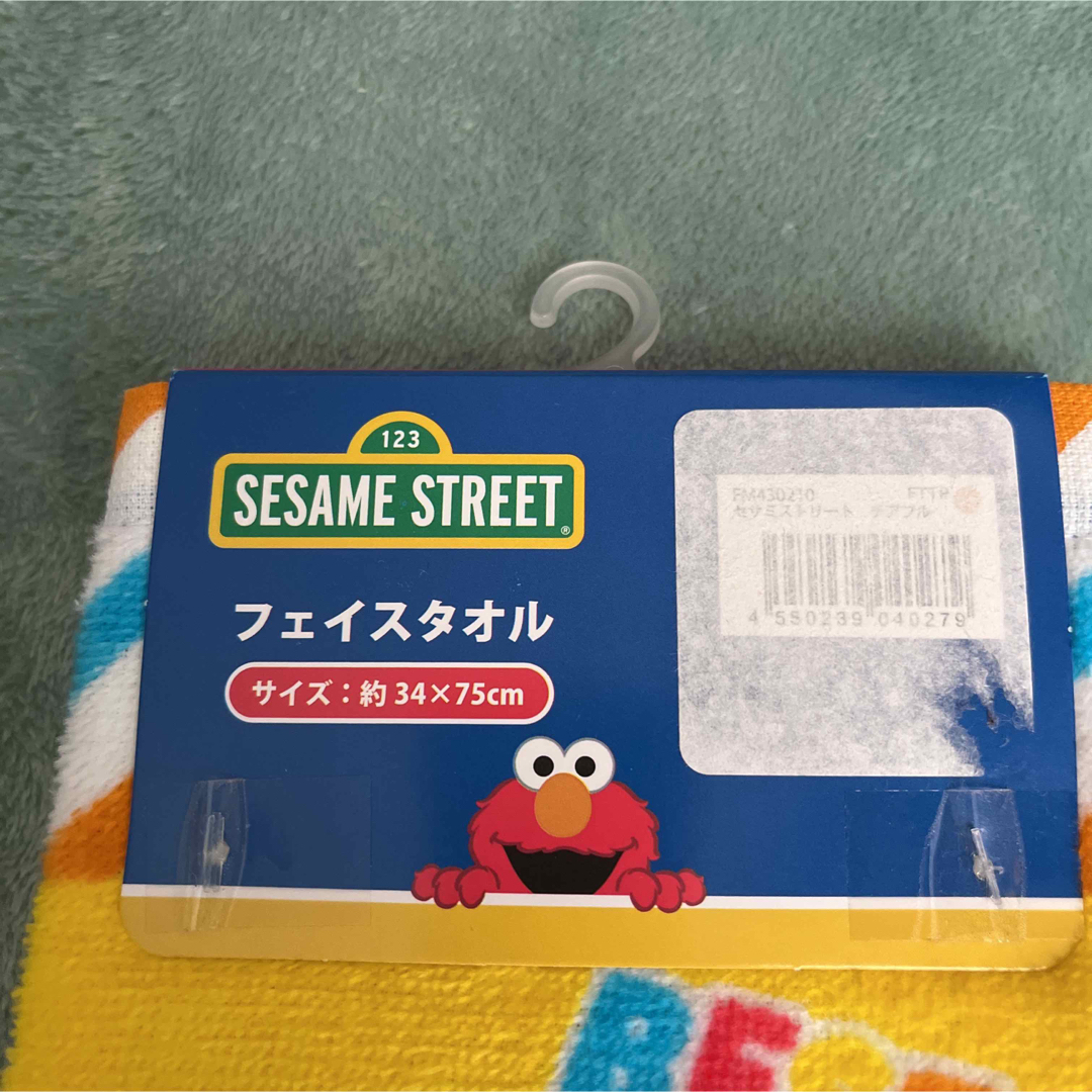 SESAME STREET(セサミストリート)のセサミストリート　フェイスタオル インテリア/住まい/日用品の日用品/生活雑貨/旅行(タオル/バス用品)の商品写真