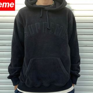 シュプリーム(Supreme)のsupreme アーチロゴ　ポーラテックフリースパーカー(パーカー)