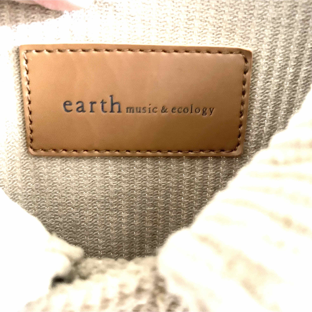 earth music & ecology(アースミュージックアンドエコロジー)のearth music&ecology コーデュロイジャケット レディースのジャケット/アウター(Gジャン/デニムジャケット)の商品写真