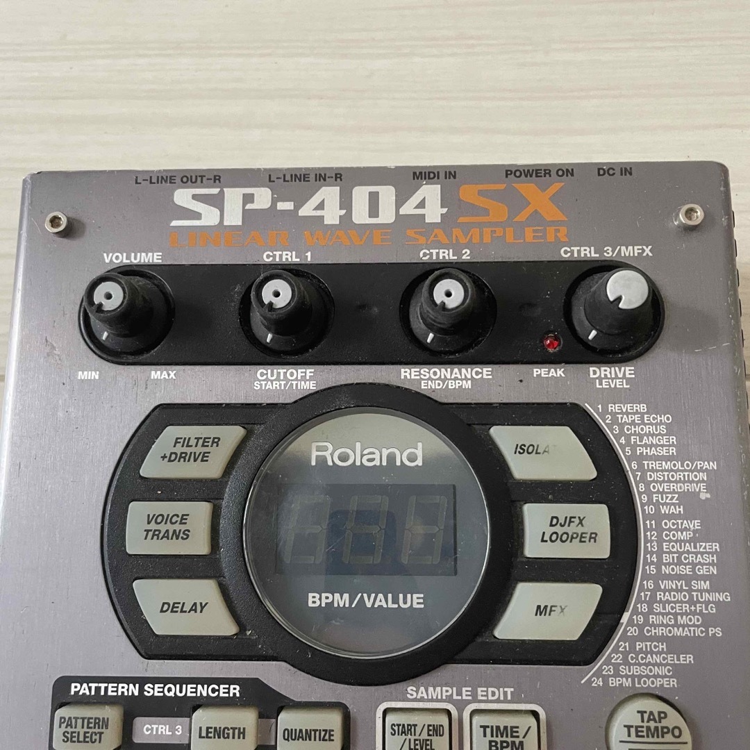 SP404sx Roland サンプラー 2