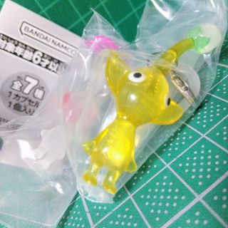 ニンテンドウ(任天堂)の【新品】ピクミン めじるしアクセサリー 黄白ピクミン(ゲームキャラクター)