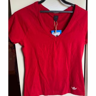 アディダス(adidas)の【お値下げ中】adidasＴシャツサイズM(Tシャツ(半袖/袖なし))