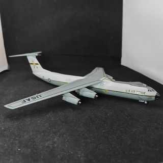 ドラゴン(DRAGON)のC-141B スターリフター　　1/200ドラゴン(模型/プラモデル)