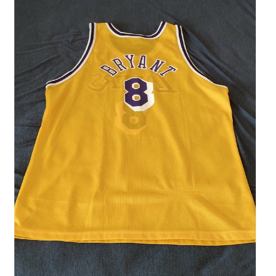 Champion(チャンピオン)のLAKERS GAMEシャツ KOBE BRYANT CHAMPION スポーツ/アウトドアのスポーツ/アウトドア その他(バスケットボール)の商品写真