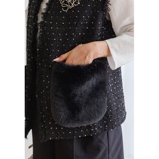 完売品】 BLUELEA ブルレア Dot tweed fur giletの通販 by M211's shop