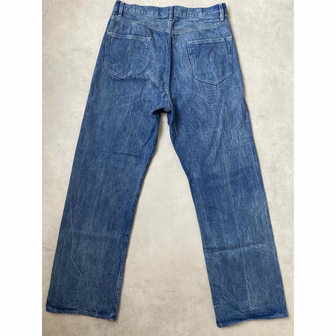 AURALEE(オーラリー)のAURALEE SELVEDGE FADED LIGHT DENIM PANTS メンズのパンツ(デニム/ジーンズ)の商品写真