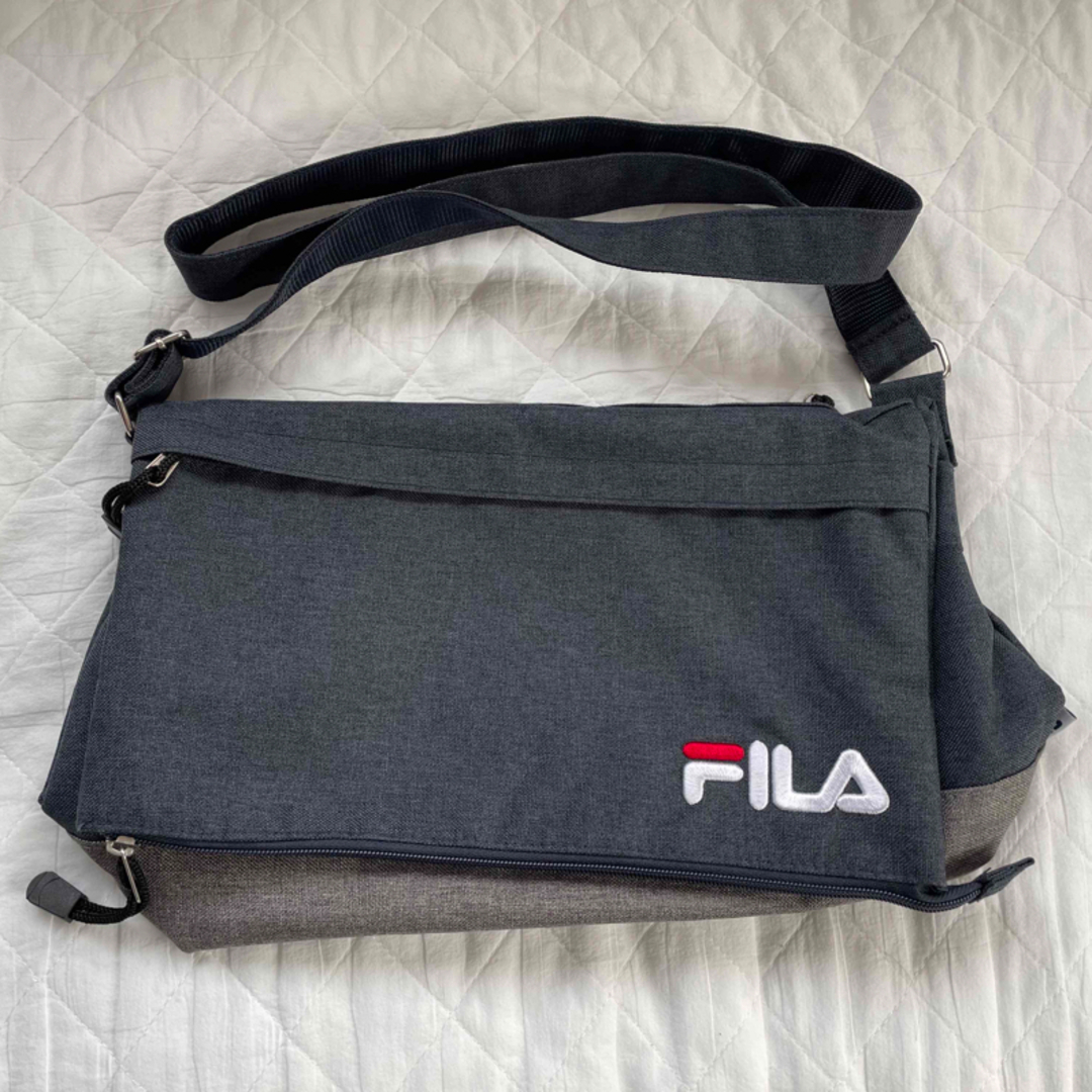 FILA(フィラ)の【FILA】ショルダーバッグ レディースのバッグ(ショルダーバッグ)の商品写真