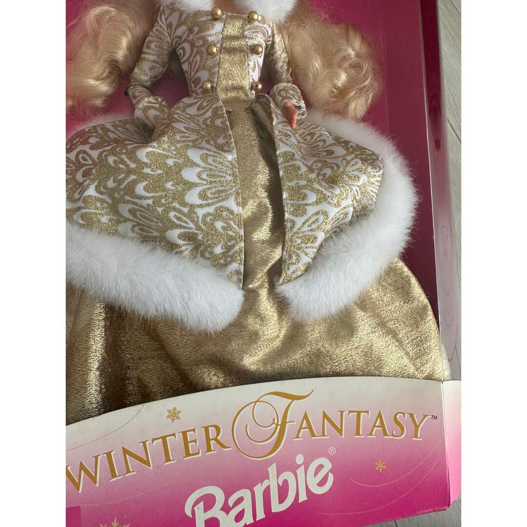 Barbie(バービー)の1995年バービー Barbieウインターファンタジー　ドレス限定ヴィンテージ キッズ/ベビー/マタニティのおもちゃ(ぬいぐるみ/人形)の商品写真