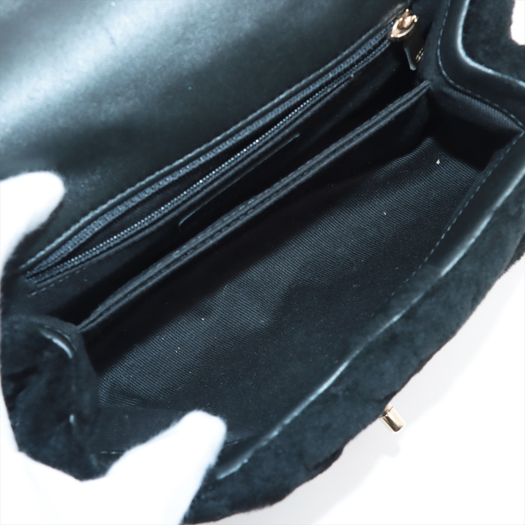 CHANEL(シャネル)のシャネル  ファー  ブラック レディース ハンドバッグ レディースのバッグ(ハンドバッグ)の商品写真