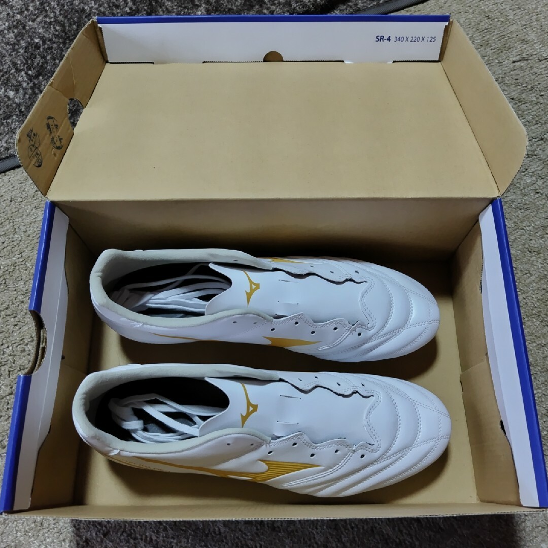 MIZUNO(ミズノ)のミズノ　サッカースパイクシューズtoru2453様専用 スポーツ/アウトドアのサッカー/フットサル(シューズ)の商品写真