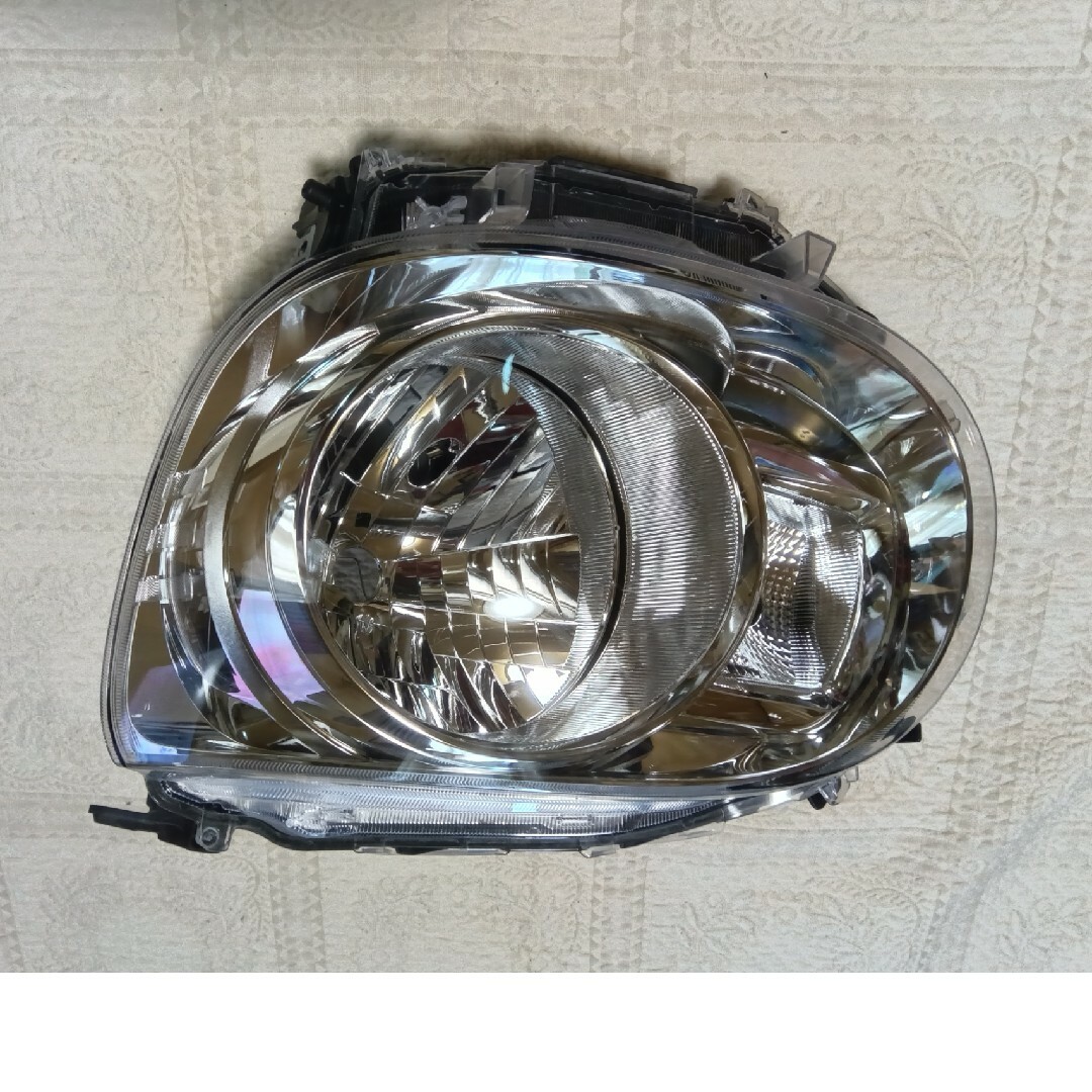 ダイハツ - ☆ムーブキャンパス 左ヘッドライト☆中古/訳アリ美 ダイハツ - ☆ムーブキャンパス 左ヘッドライト☆中古/訳アリ美