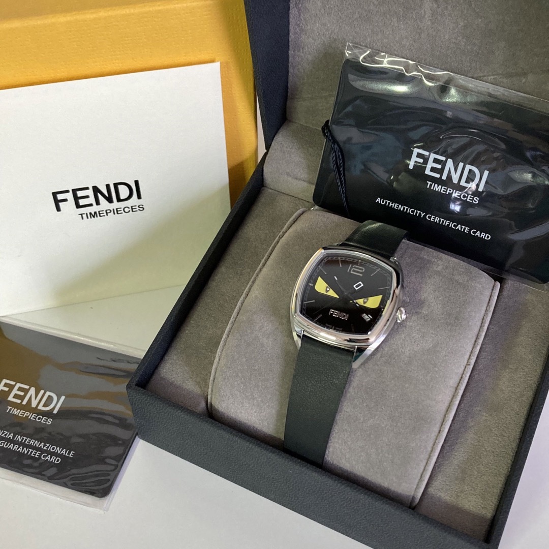 FENDI(フェンディ)の新品 FENDI モメント バグズ 腕時計 ダイヤモンド  モンスター レディースのファッション小物(腕時計)の商品写真