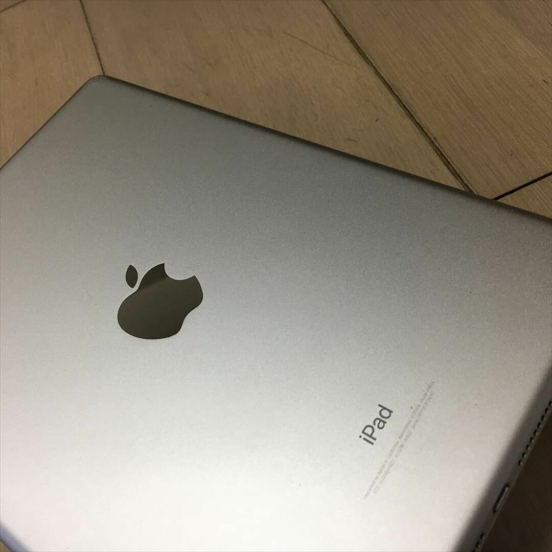 29日まで 497)Apple iPad 第5世代 WiFi 32GB シルバー