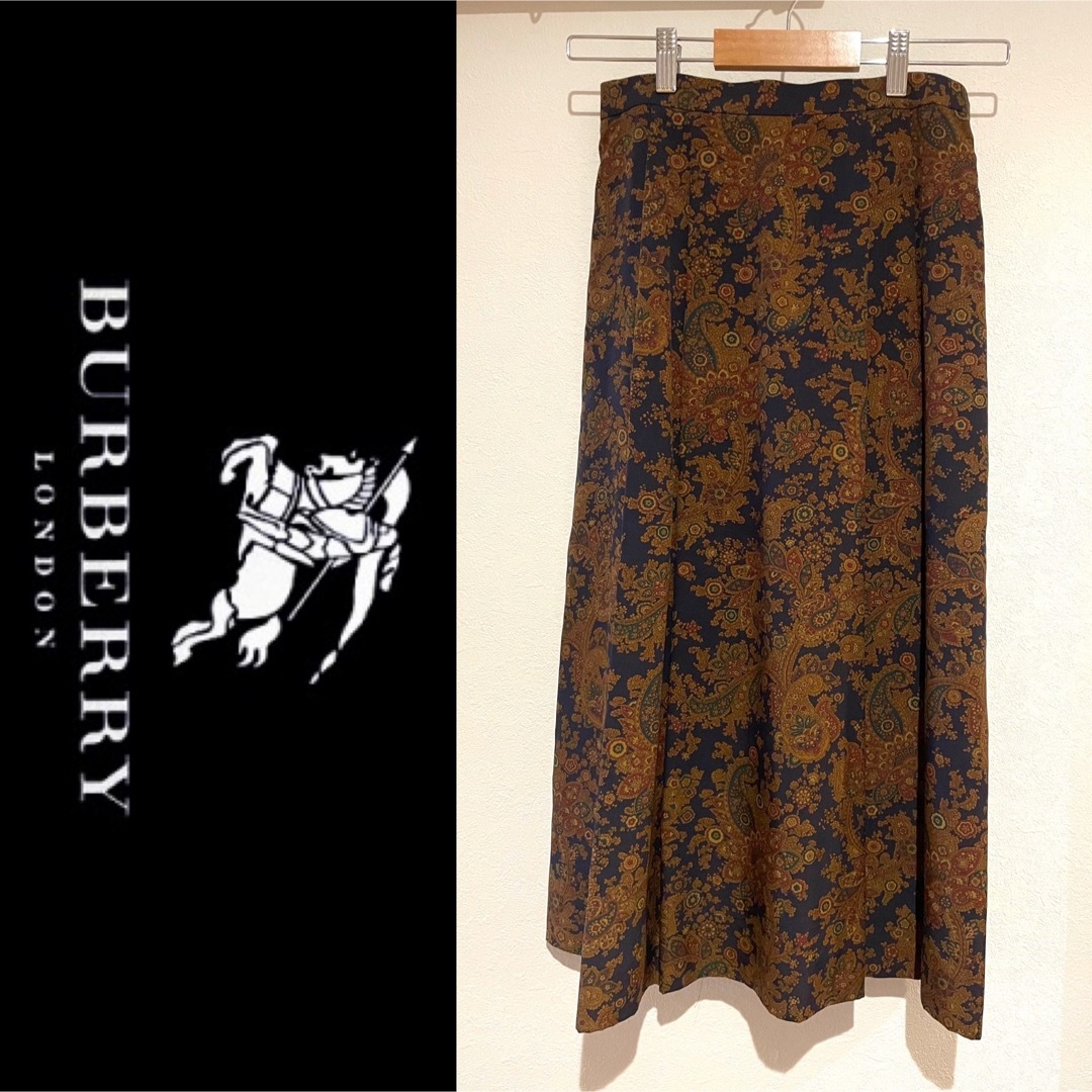 極美品ヴィンテージ『BURBERRY』 ペイズリー柄 プリーツスカート 極美品ヴィンテージ『BURBERRY』 ペイズリー柄 プリーツスカート