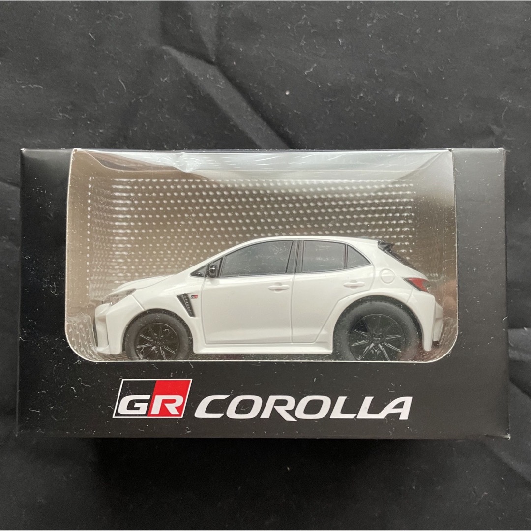 CROLLA(クローラ)のトヨタ　GRカローラ　プルバックカー エンタメ/ホビーのおもちゃ/ぬいぐるみ(ミニカー)の商品写真