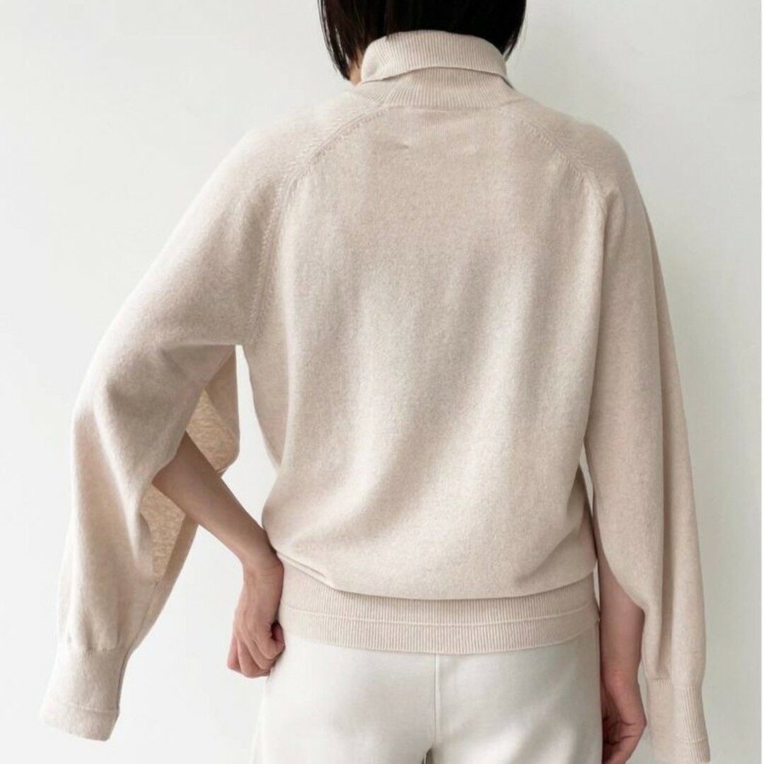 L'Appartement DEUXIEME CLASSE(アパルトモンドゥーズィエムクラス)のアパルトモン　マリア マクマヌス　TURTLE NECK 12GG KNIT レディースのトップス(ニット/セーター)の商品写真