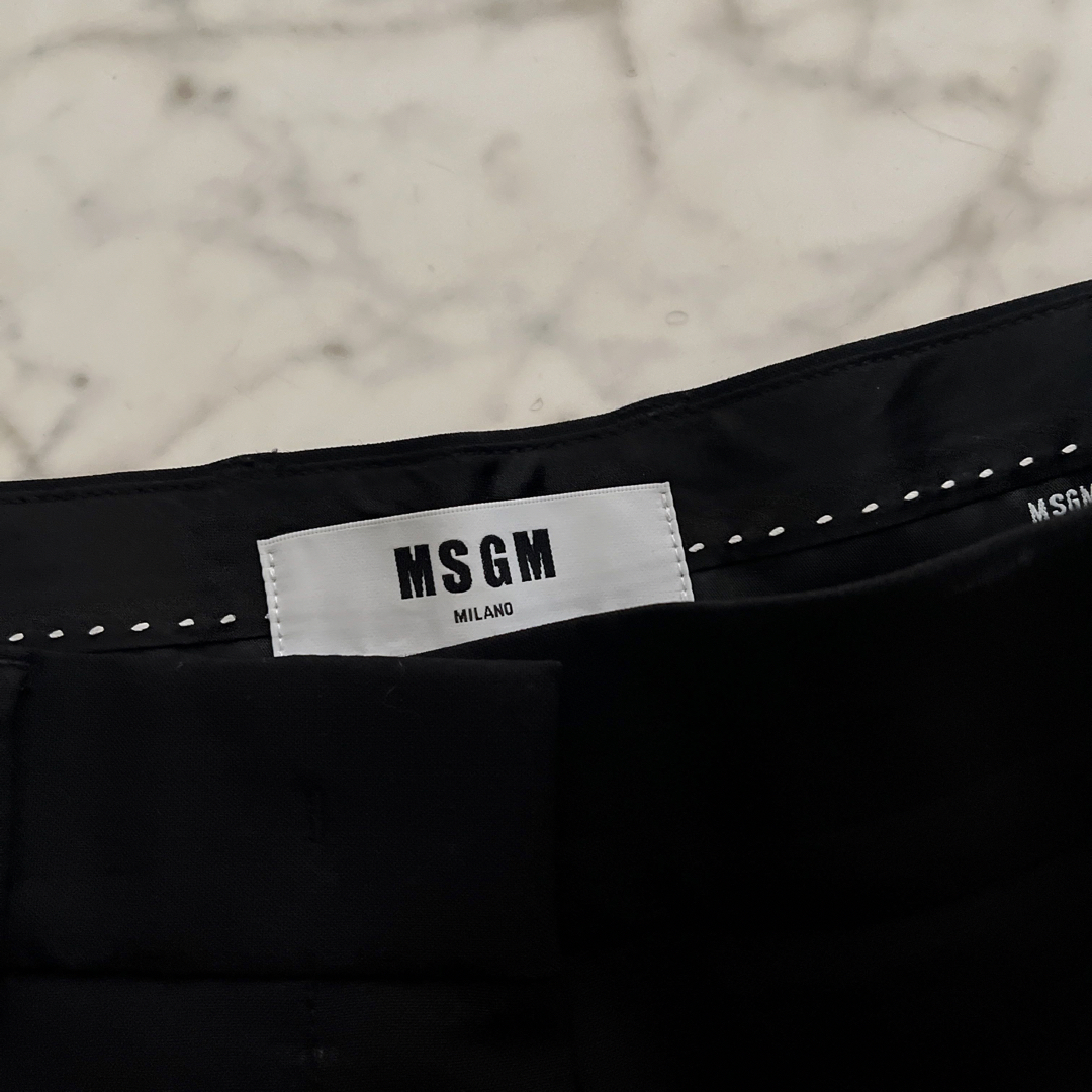 MSGM(エムエスジイエム)のMSGM パンツ レディースのフォーマル/ドレス(スーツ)の商品写真