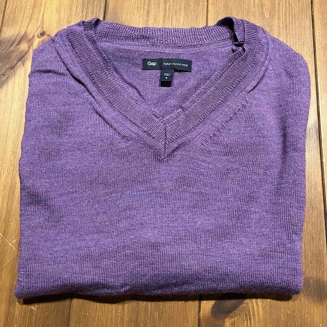 【美品】GAP メリノウール100% ニット セーター Vネック 紫色 パープル