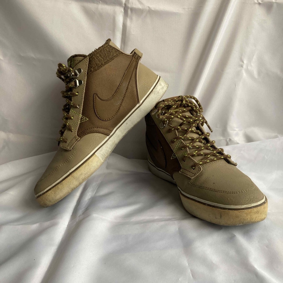 NIKE BRAATA LR MID WS