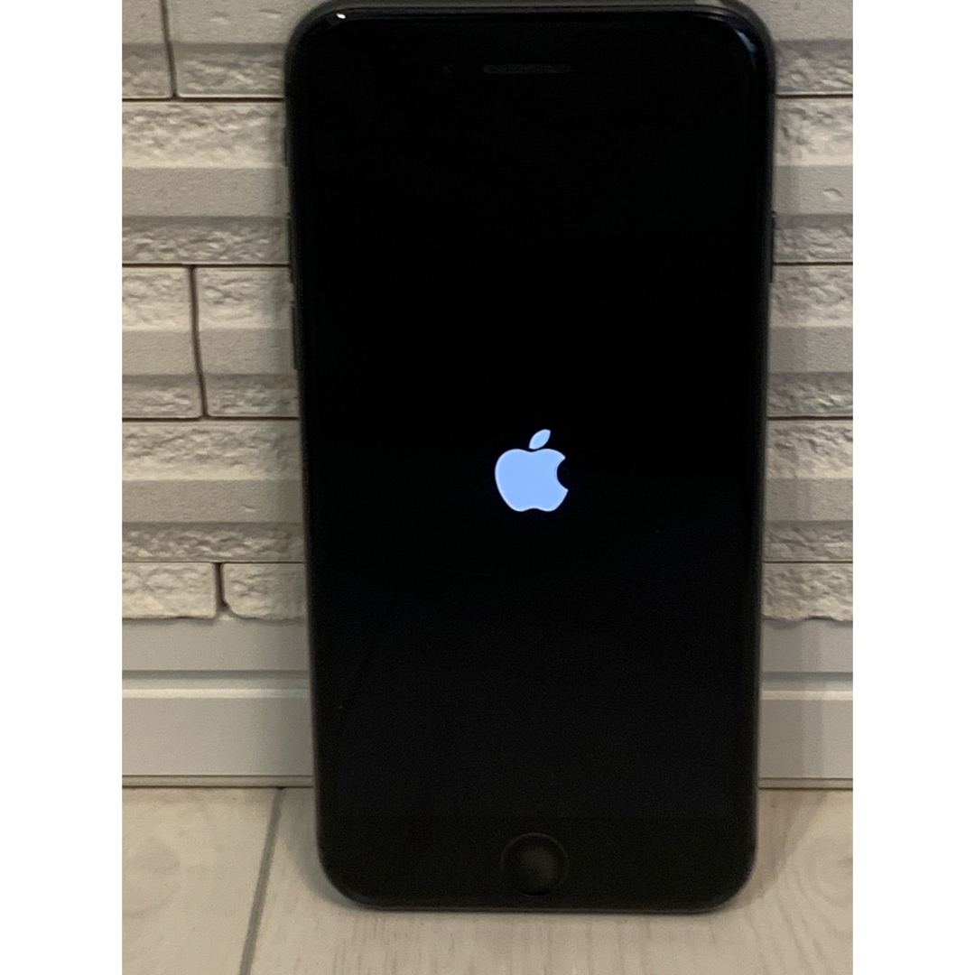 iPhone8ブラック モバイルで使用-