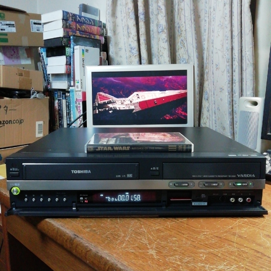 東芝 VARDIA 流行る RD-W301 VHS一体型HDD/DVDレコーダー 東芝 VARDIA 流行る RD-W301 VHS一体型HDD/DVDレコーダー