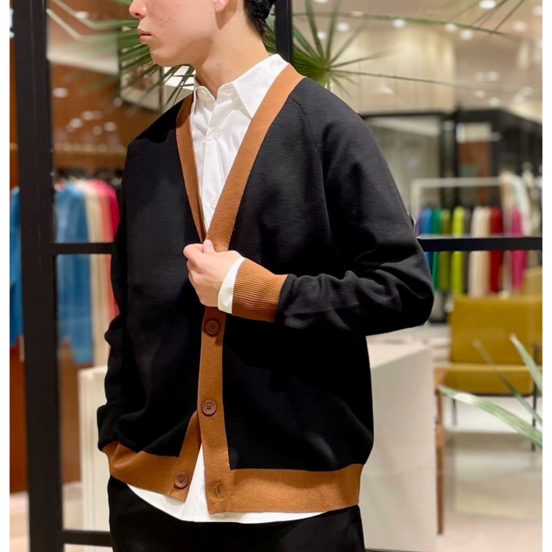 美品 CABaN コットンカシミヤ バイカラーVネックカーディガン 41,800-