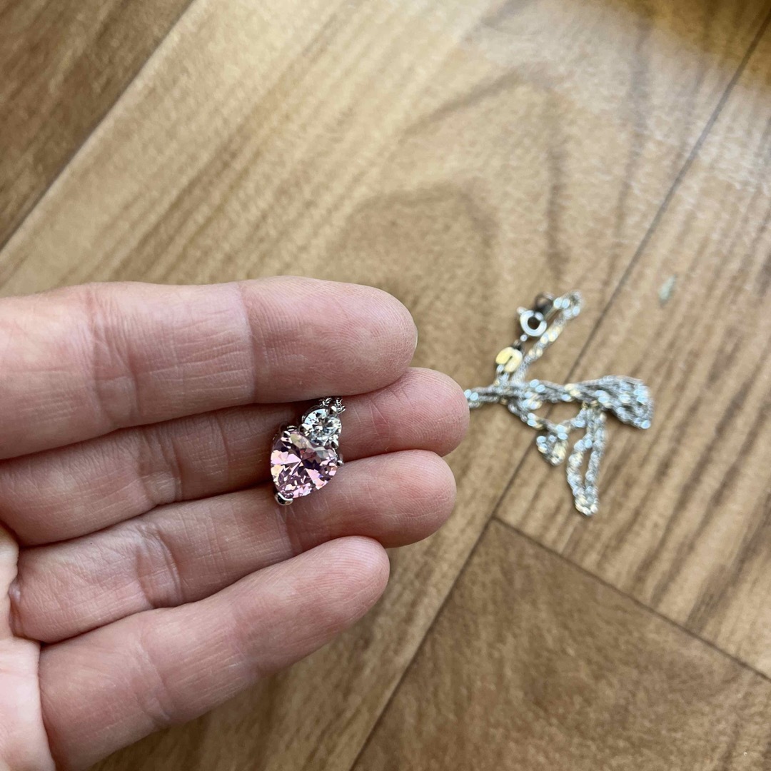 シルバー ネックレス ハート ピンク 値下げ レディースのアクセサリー(ネックレス)の商品写真