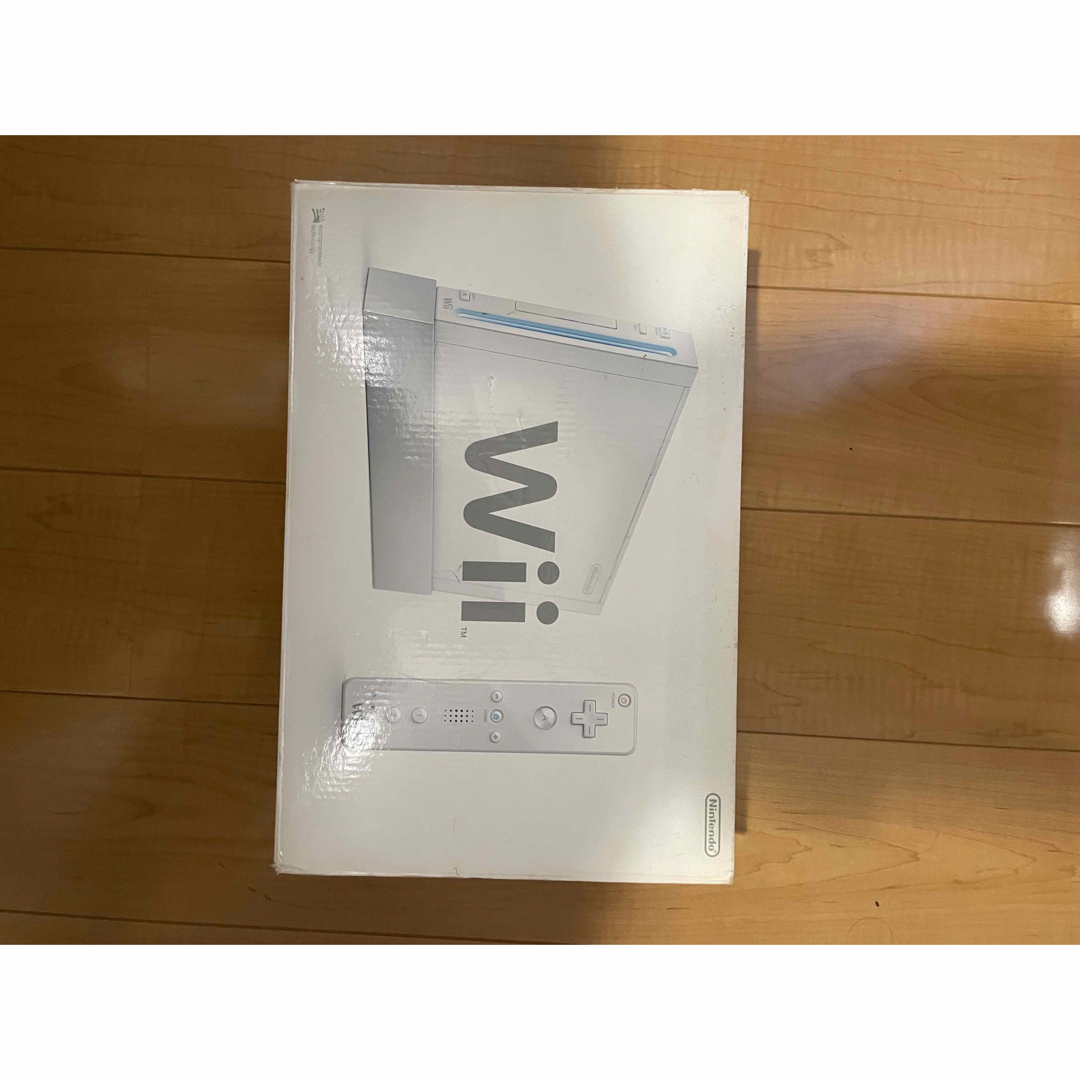 Wii(ウィー)のWii 本体　お楽しみセット エンタメ/ホビーのゲームソフト/ゲーム機本体(家庭用ゲーム機本体)の商品写真