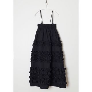 ホリデイ(holiday)のHOLIDAYホリデイ　RUFFLE STRAP DRESS(ロングワンピース/マキシワンピース)