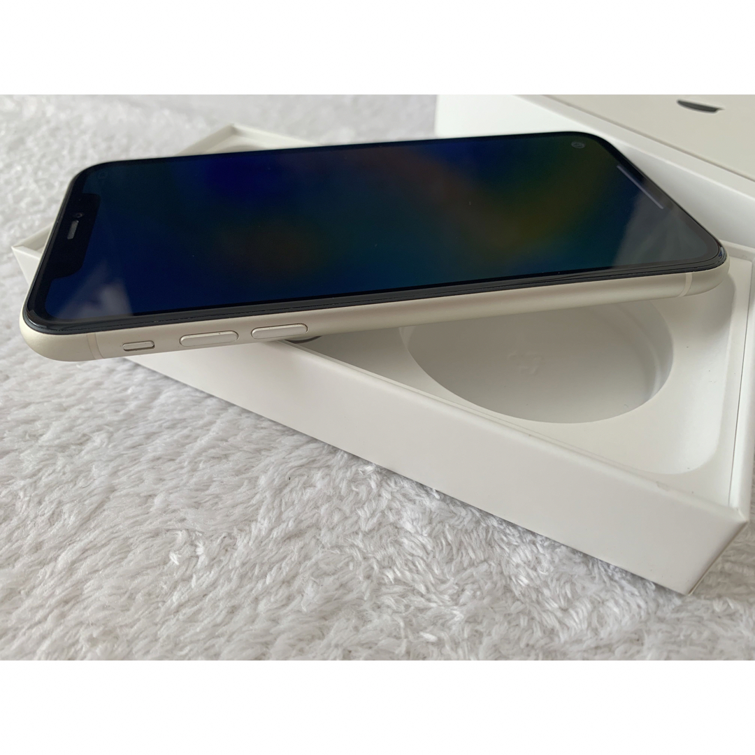 【美品】Apple iPhone11 128GB ホワイト SIMフリー 4