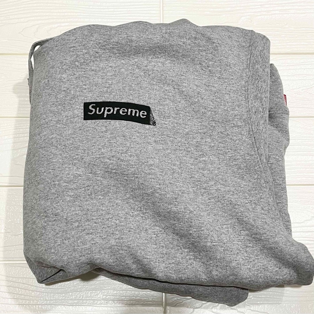 Supreme - 【新品XL】Supreme Catwoman Hooded Sweatshirtの通販 by ...